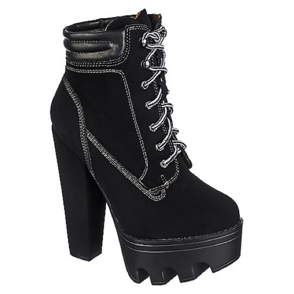 🆕Taryn | Lug Sole Lace Up Booties - Picture 3 of 7